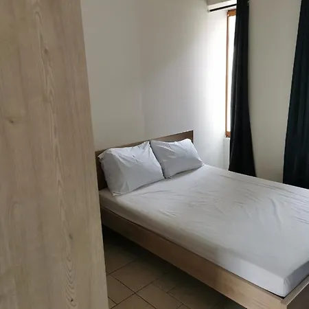 Bella Appartement Cathedrale Nevers Exterior foto